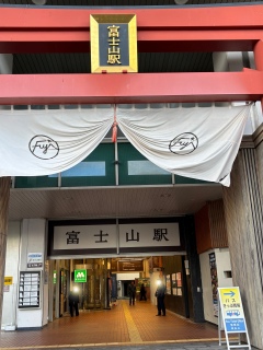 �R���É���